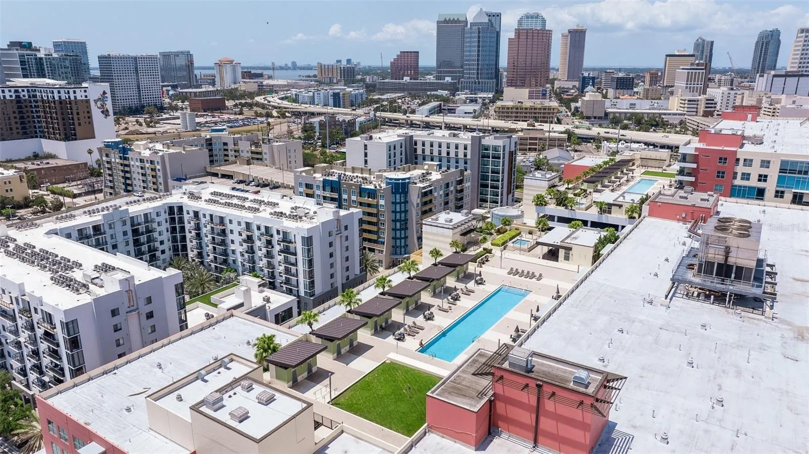 1208 E KENNEDY BLVD #831, #831