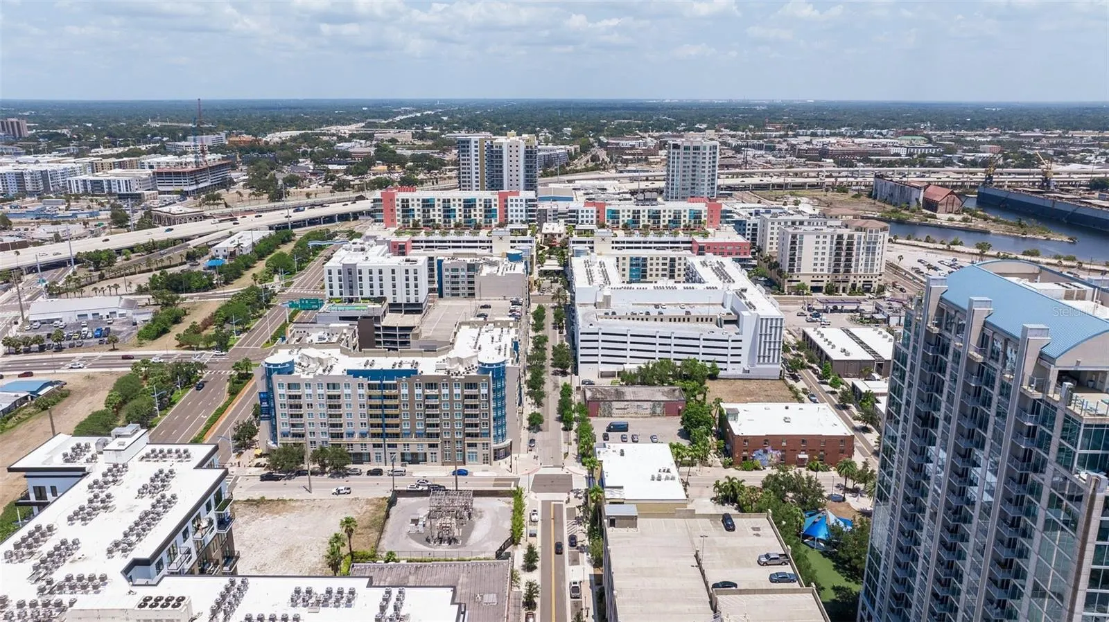 1208 E KENNEDY BLVD #831, #831