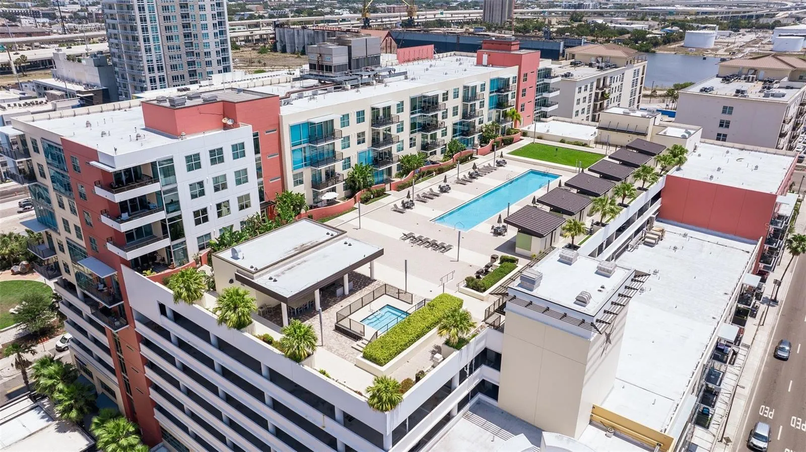 1208 E KENNEDY BLVD #831, #831