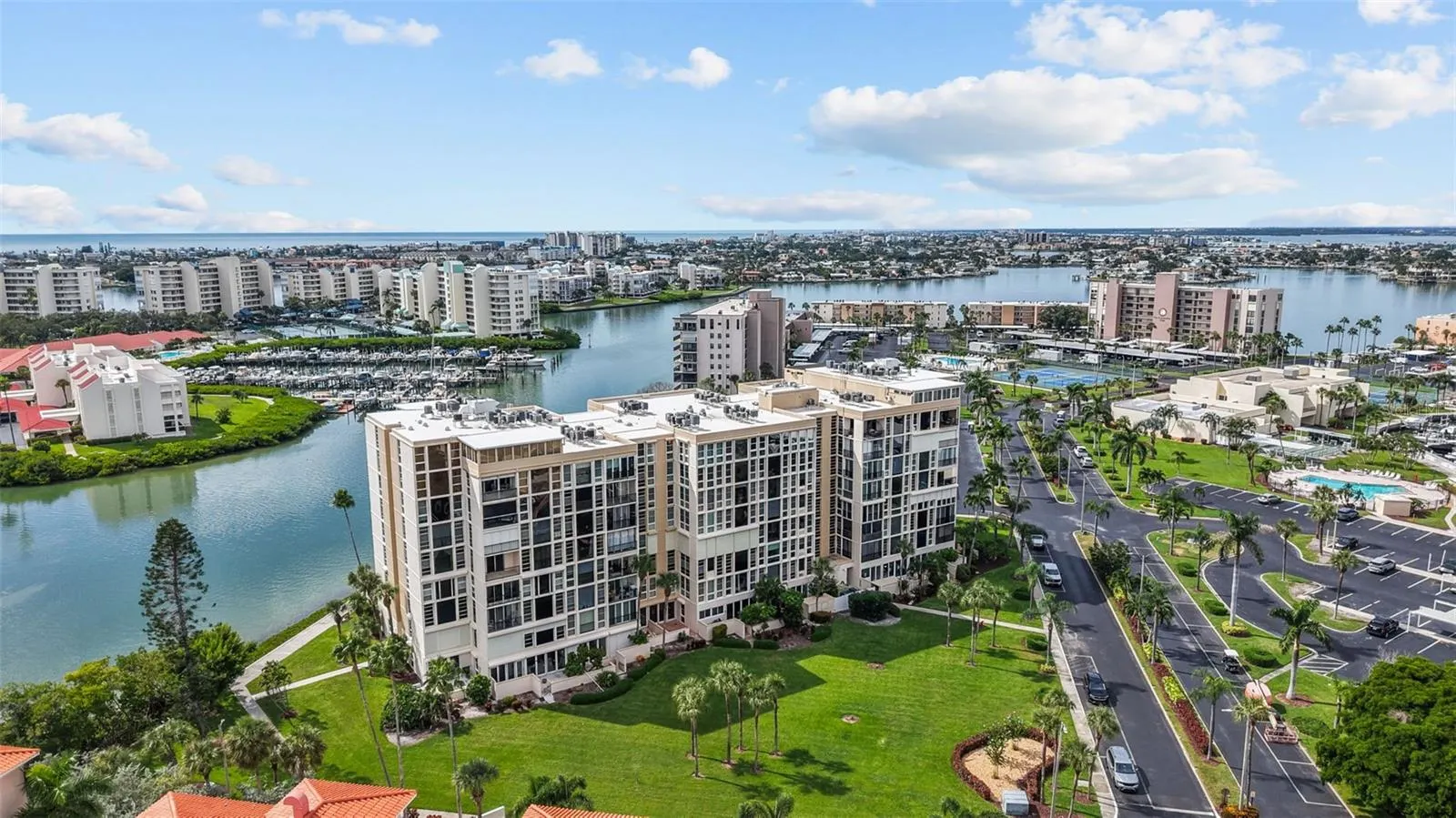 7400 SUN ISLAND DR S #412, #412