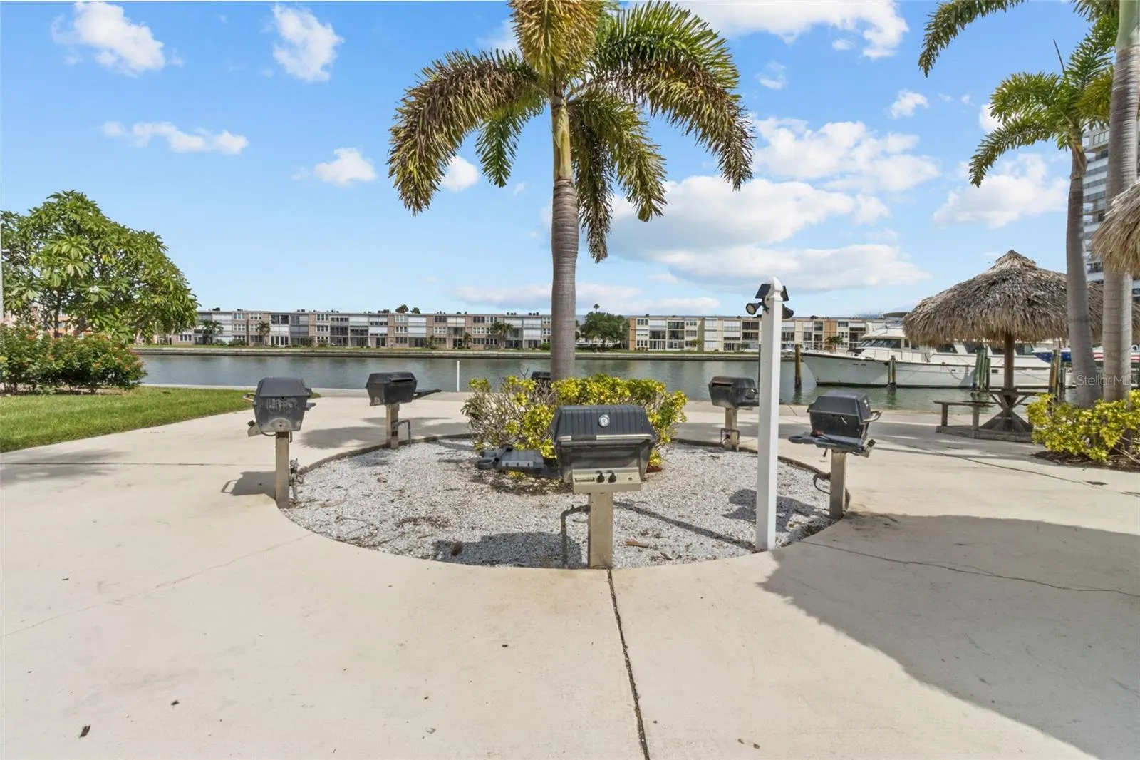 7400 SUN ISLAND DR S #412, #412