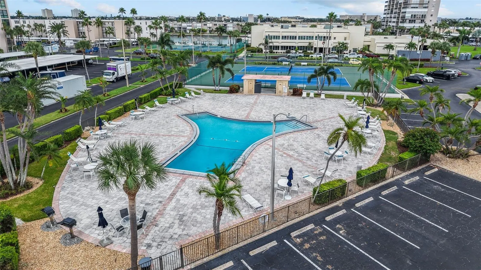 7400 SUN ISLAND DR S #412, #412