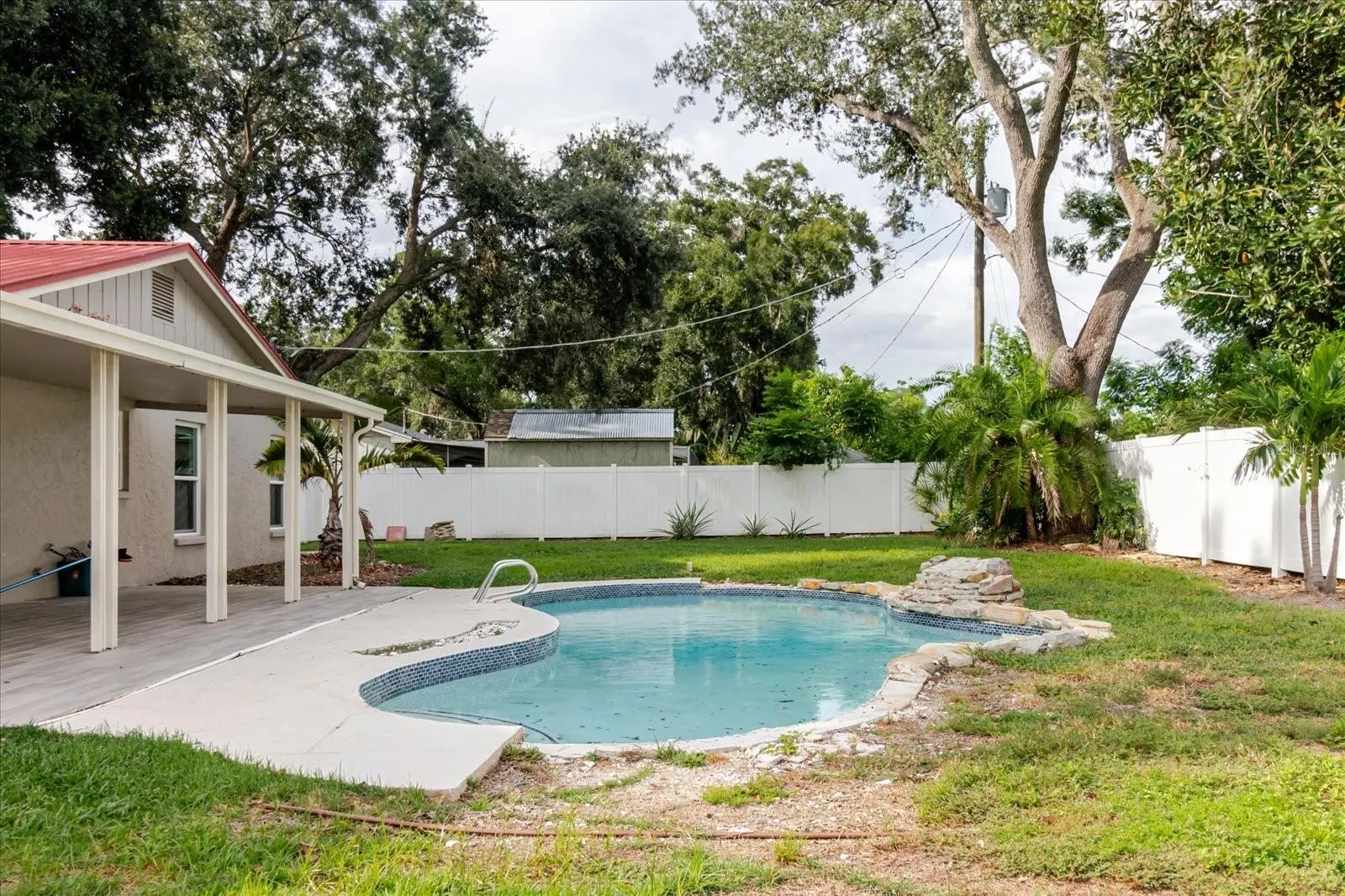 1111 BRYAN RD