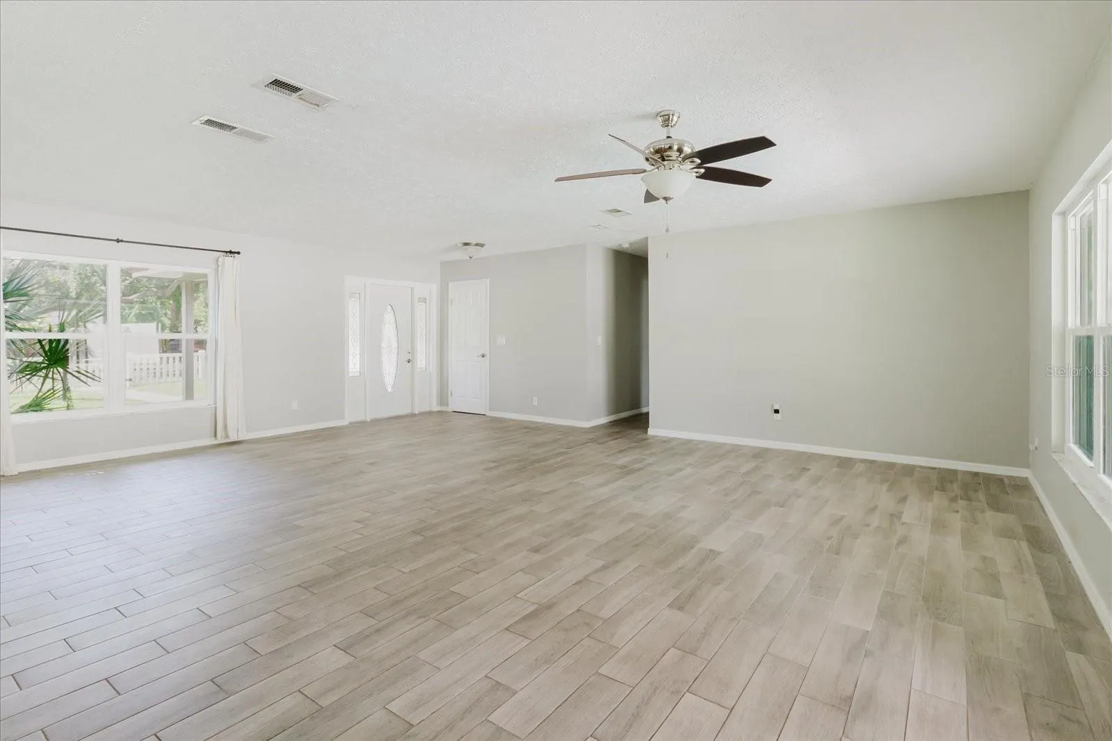 1111 BRYAN RD