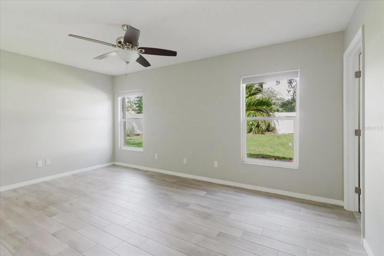 1111 BRYAN RD