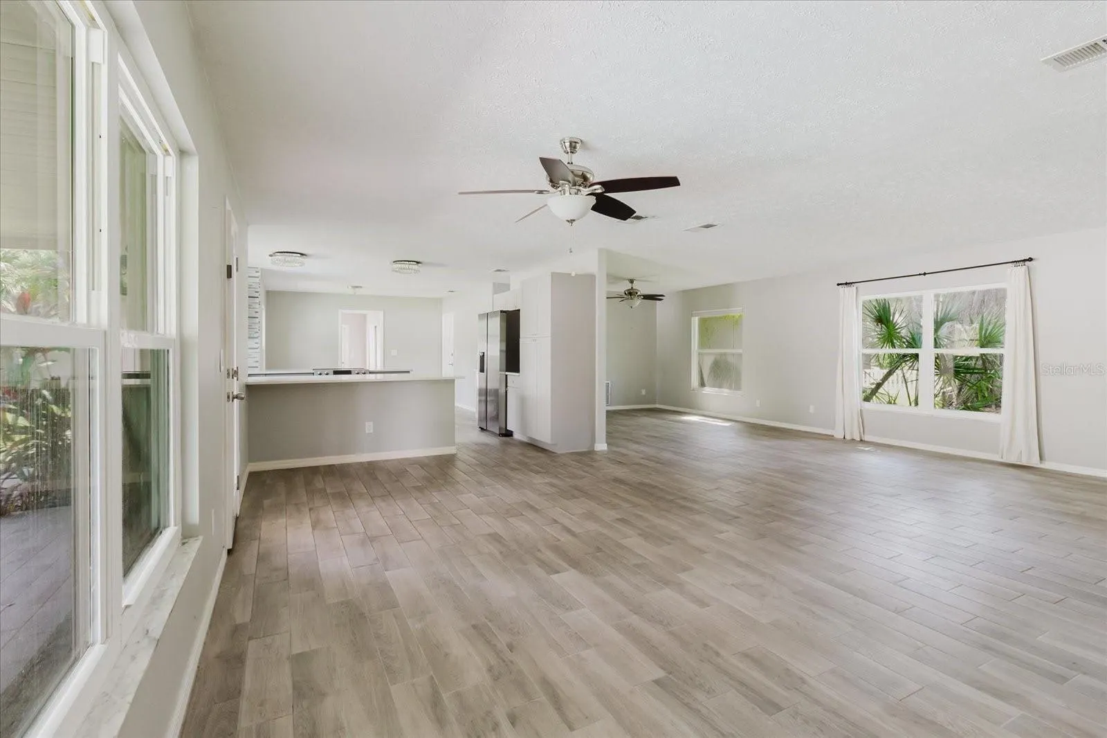 1111 BRYAN RD