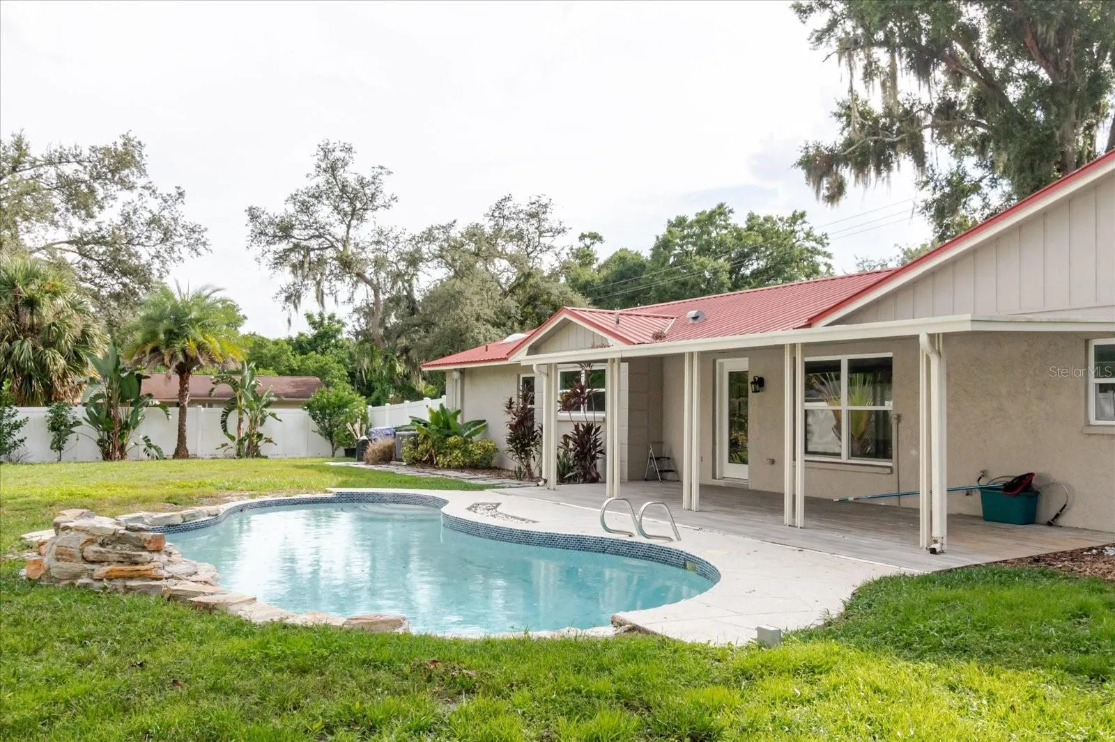 1111 BRYAN RD