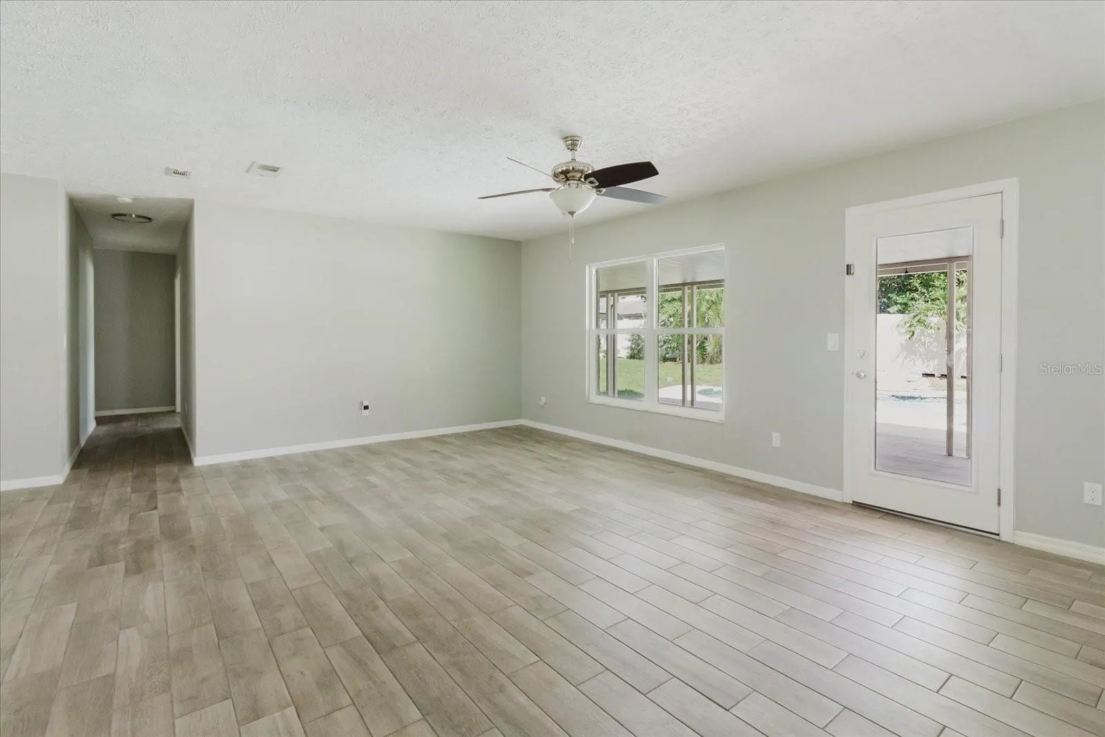 1111 BRYAN RD