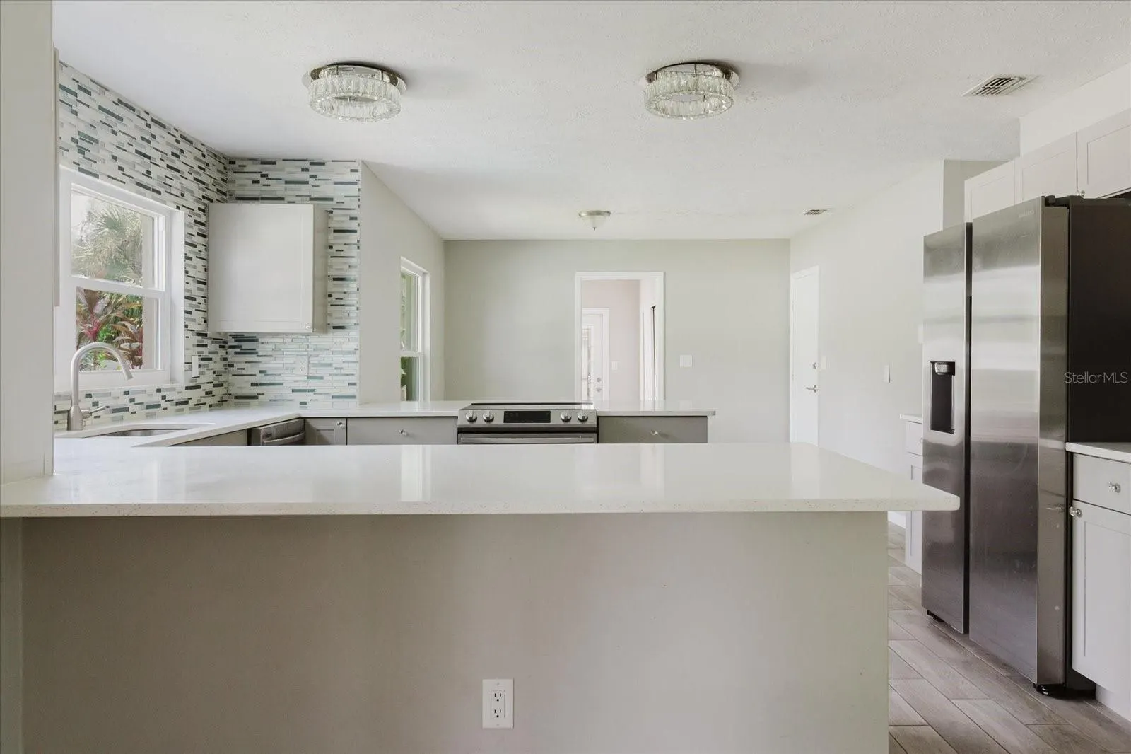 1111 BRYAN RD