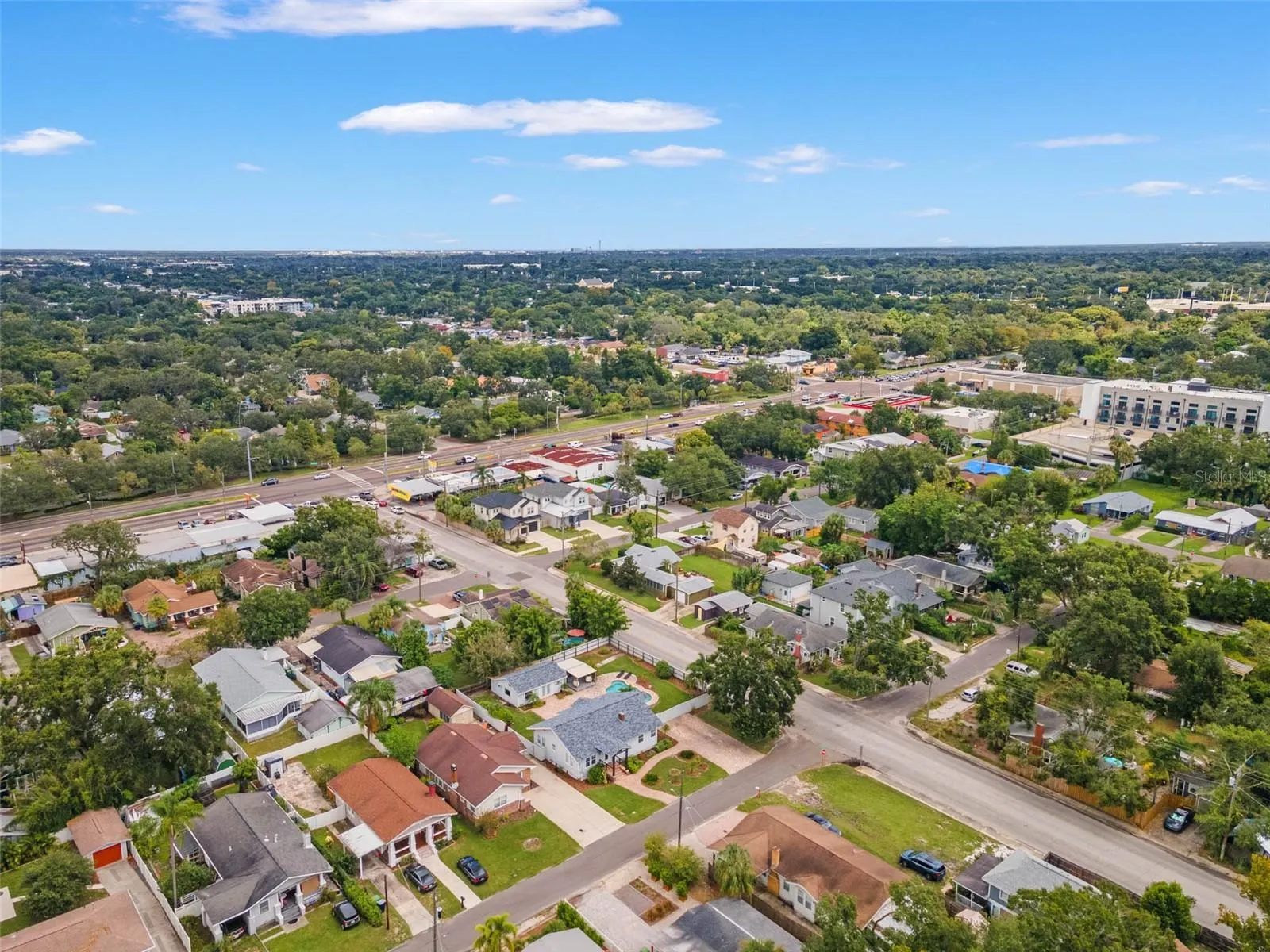 303 W FRIERSON AVE