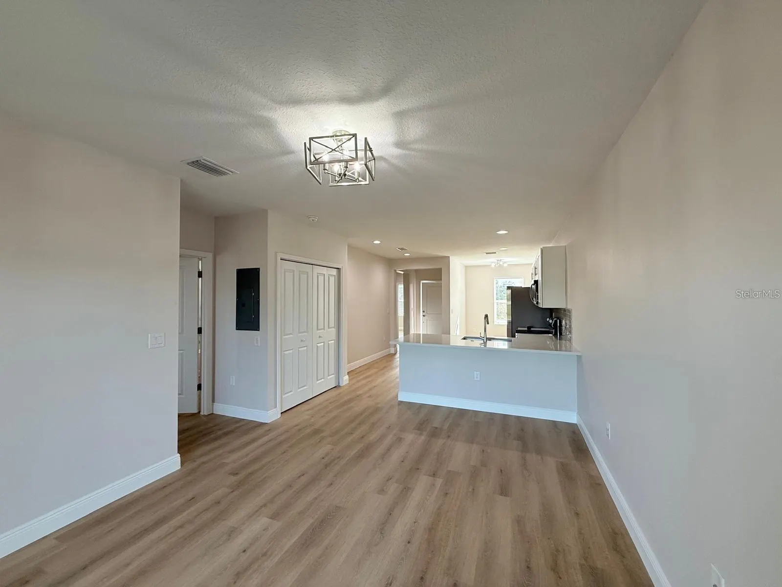 13009 RIDGELY CIR