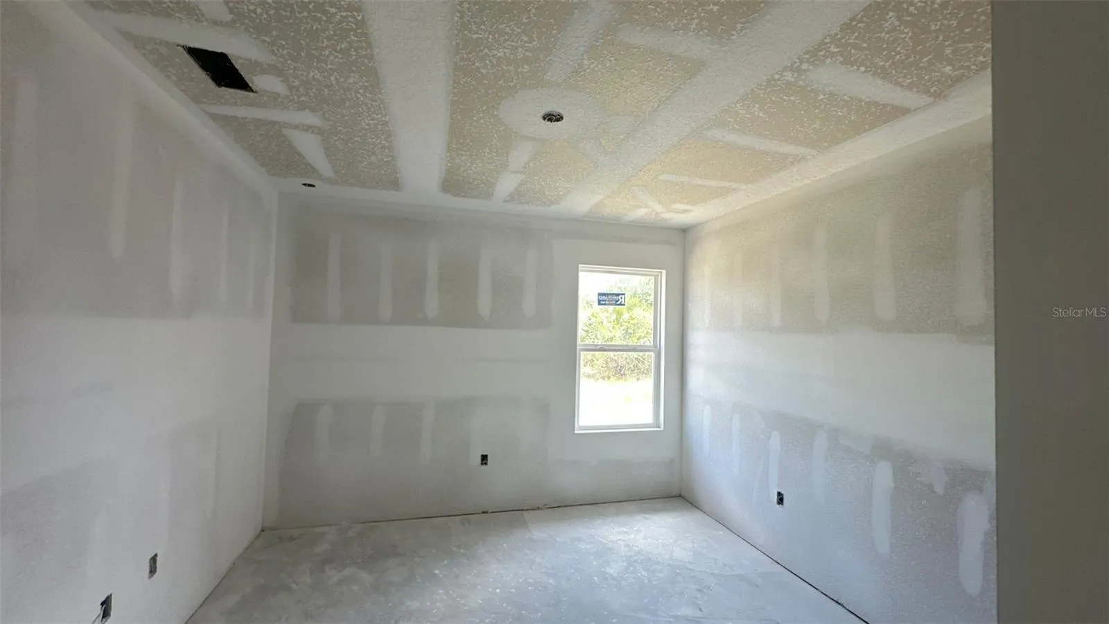 13009 RIDGELY CIR