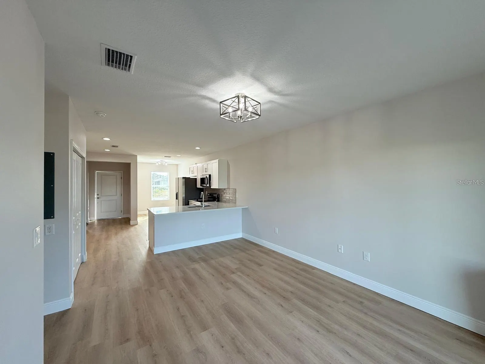 13009 RIDGELY CIR