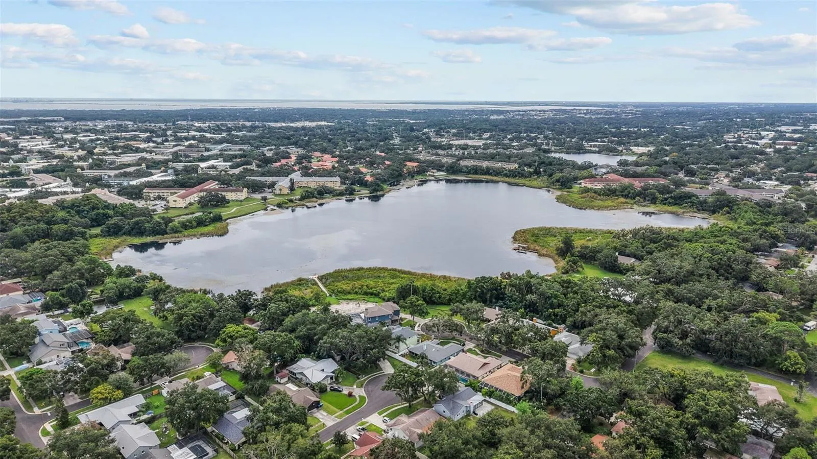 2267 MANOR CT