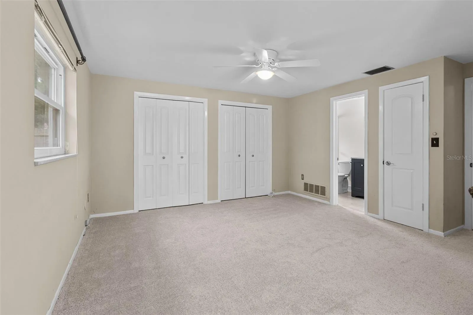 2267 MANOR CT