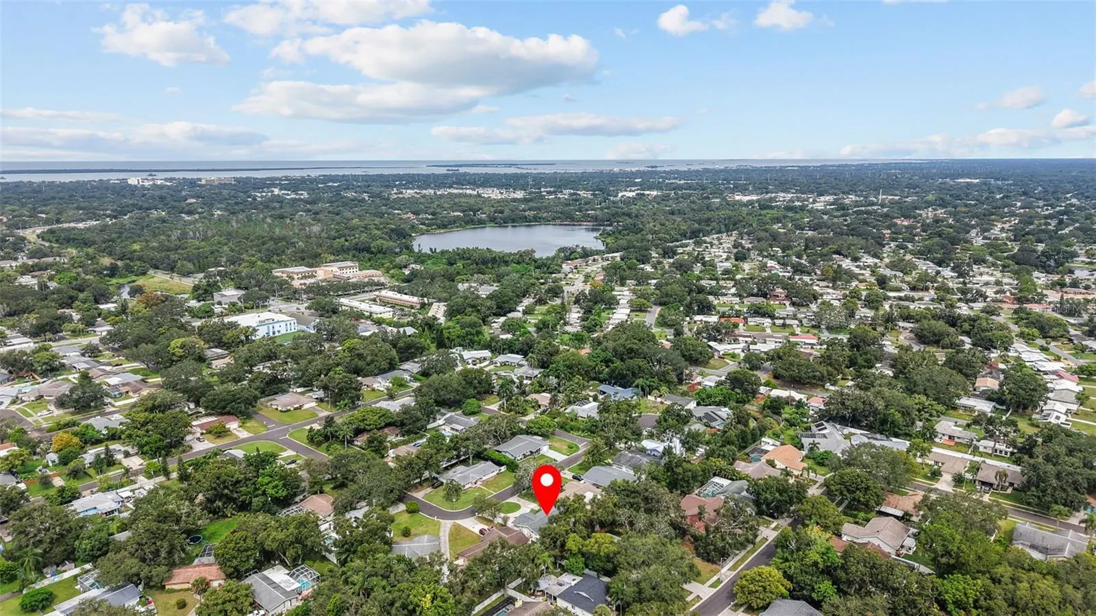 2267 MANOR CT