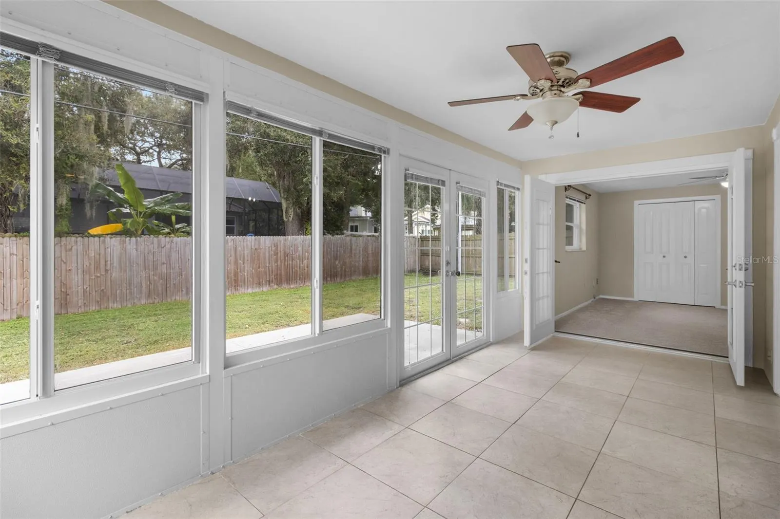 2267 MANOR CT