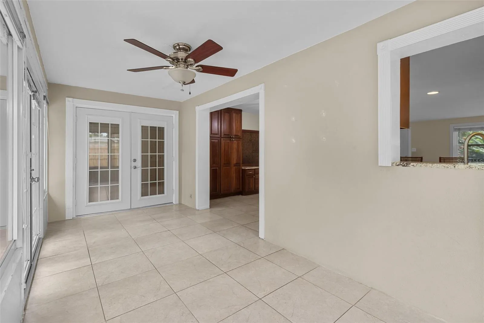 2267 MANOR CT