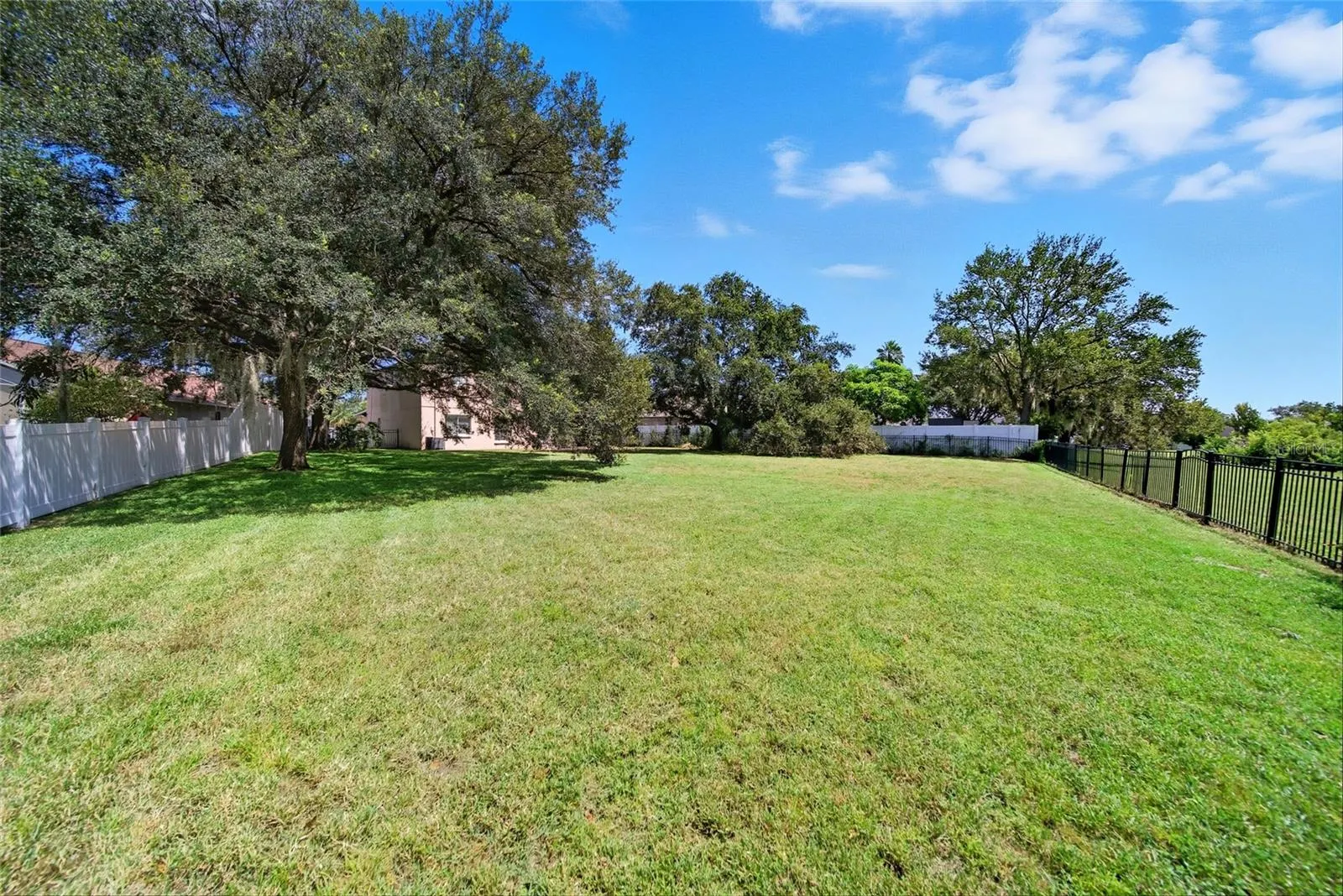 3712 BELLEWATER BLVD