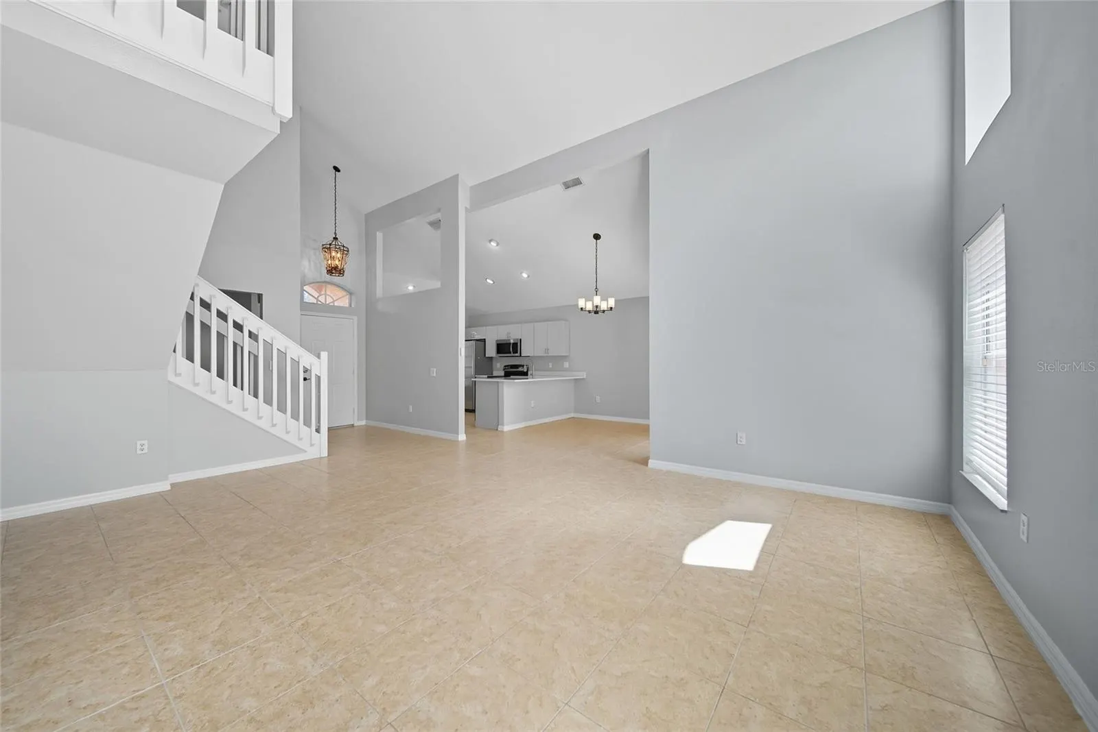3712 BELLEWATER BLVD