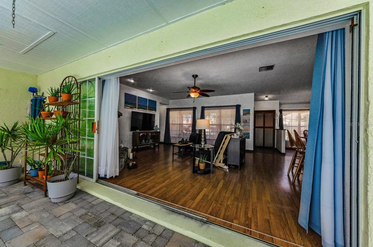 1611 GULF BEACH BLVD