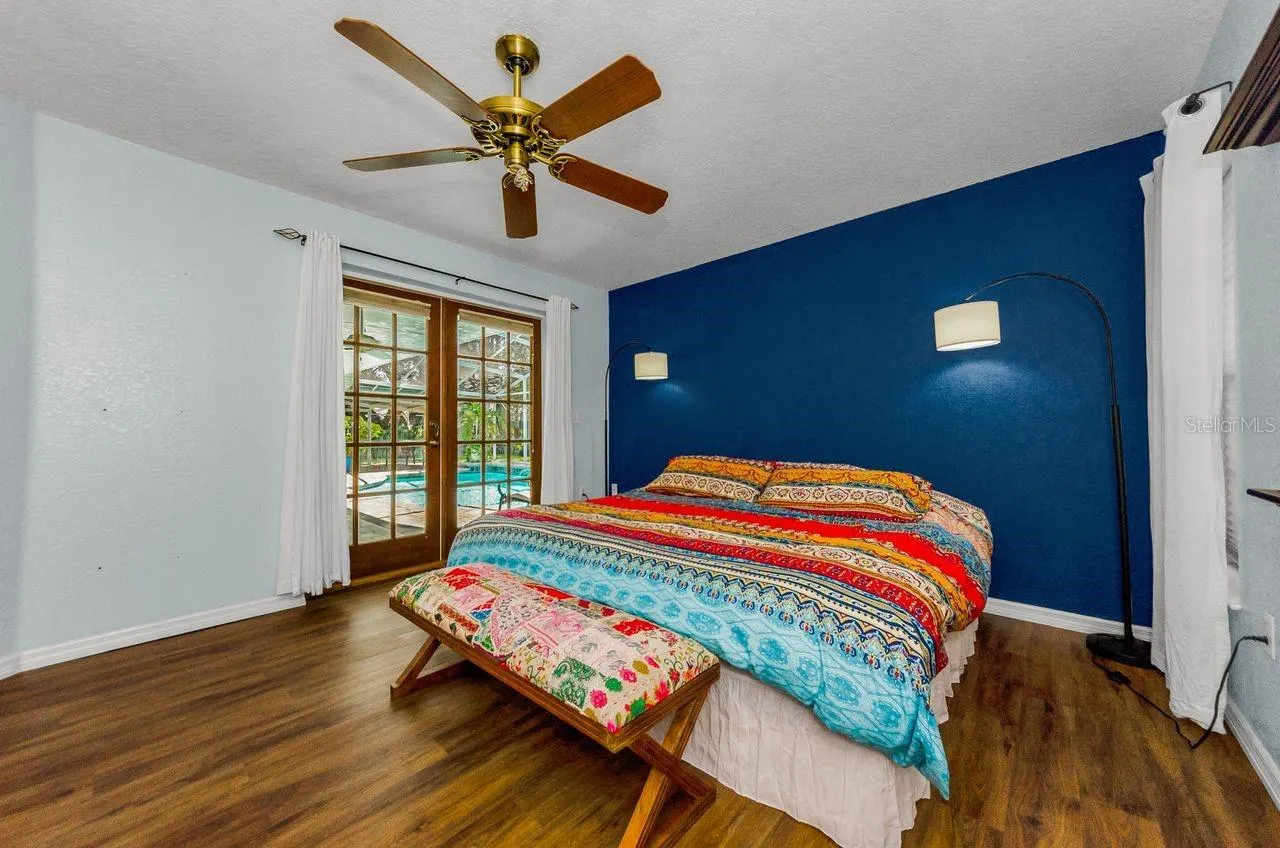 1611 GULF BEACH BLVD