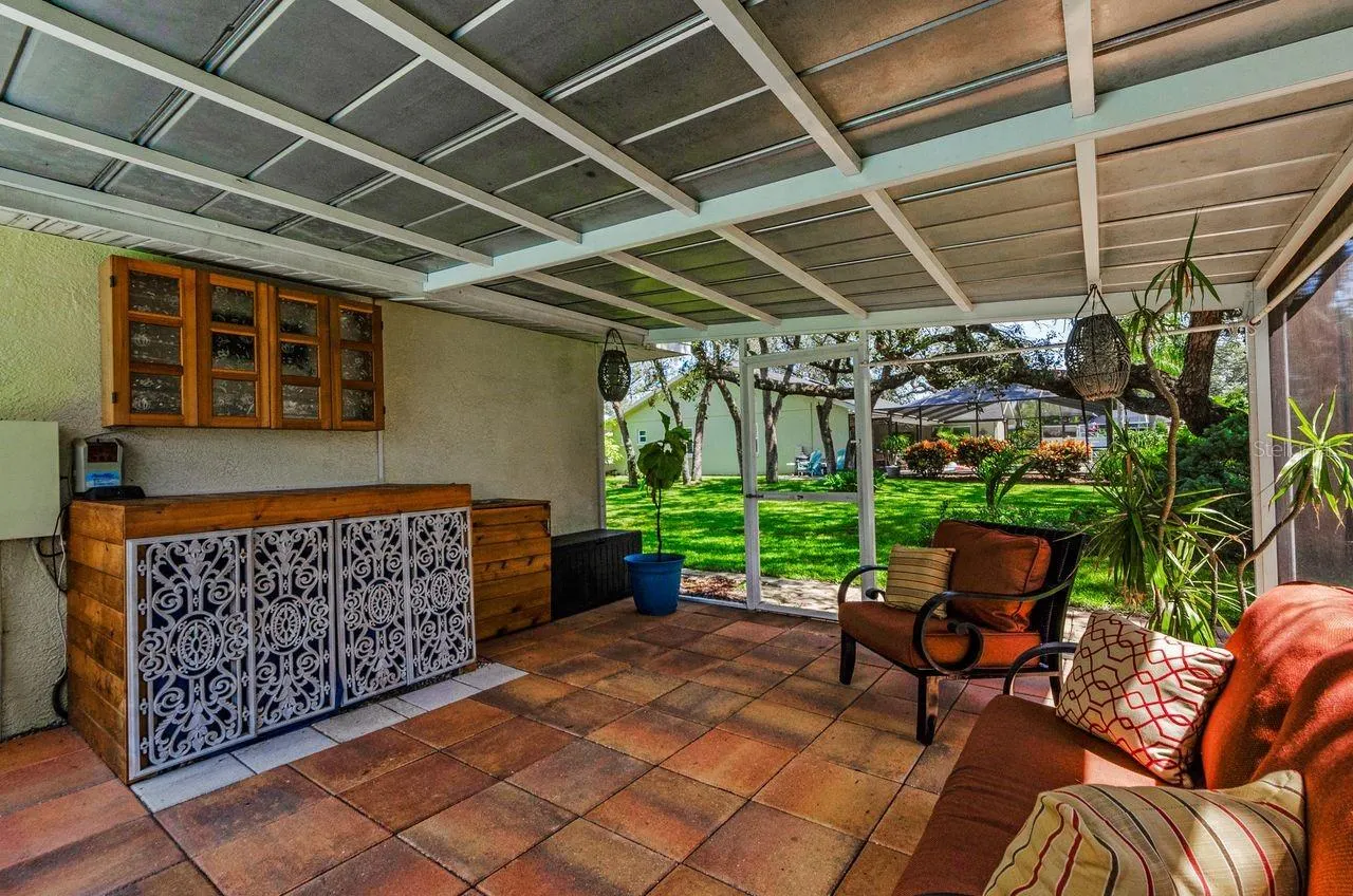 1611 GULF BEACH BLVD
