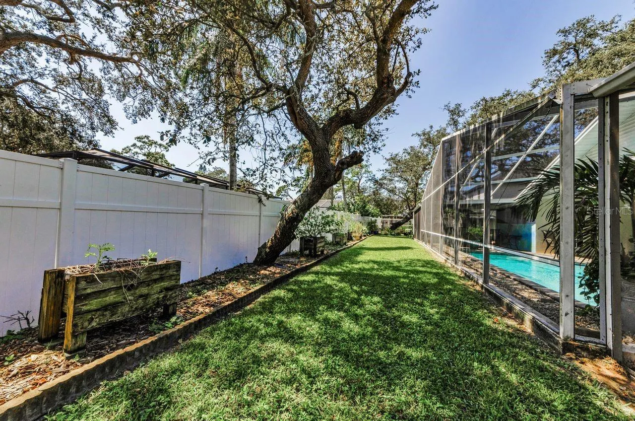1611 GULF BEACH BLVD