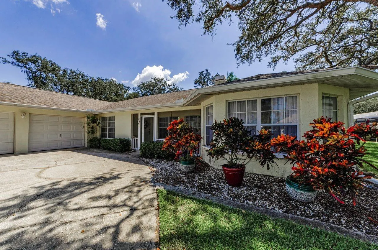 1611 GULF BEACH BLVD