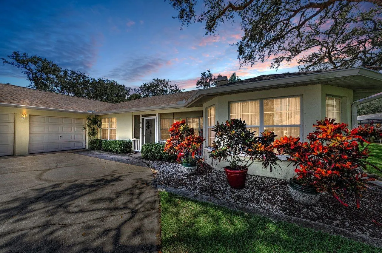 1611 GULF BEACH BLVD