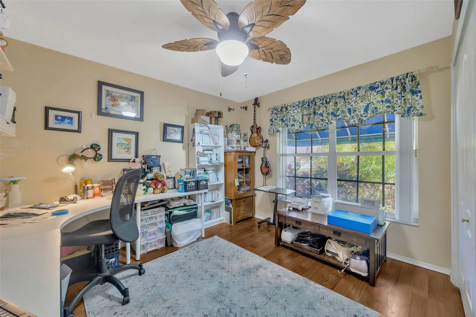 416 HENDERSON AVE