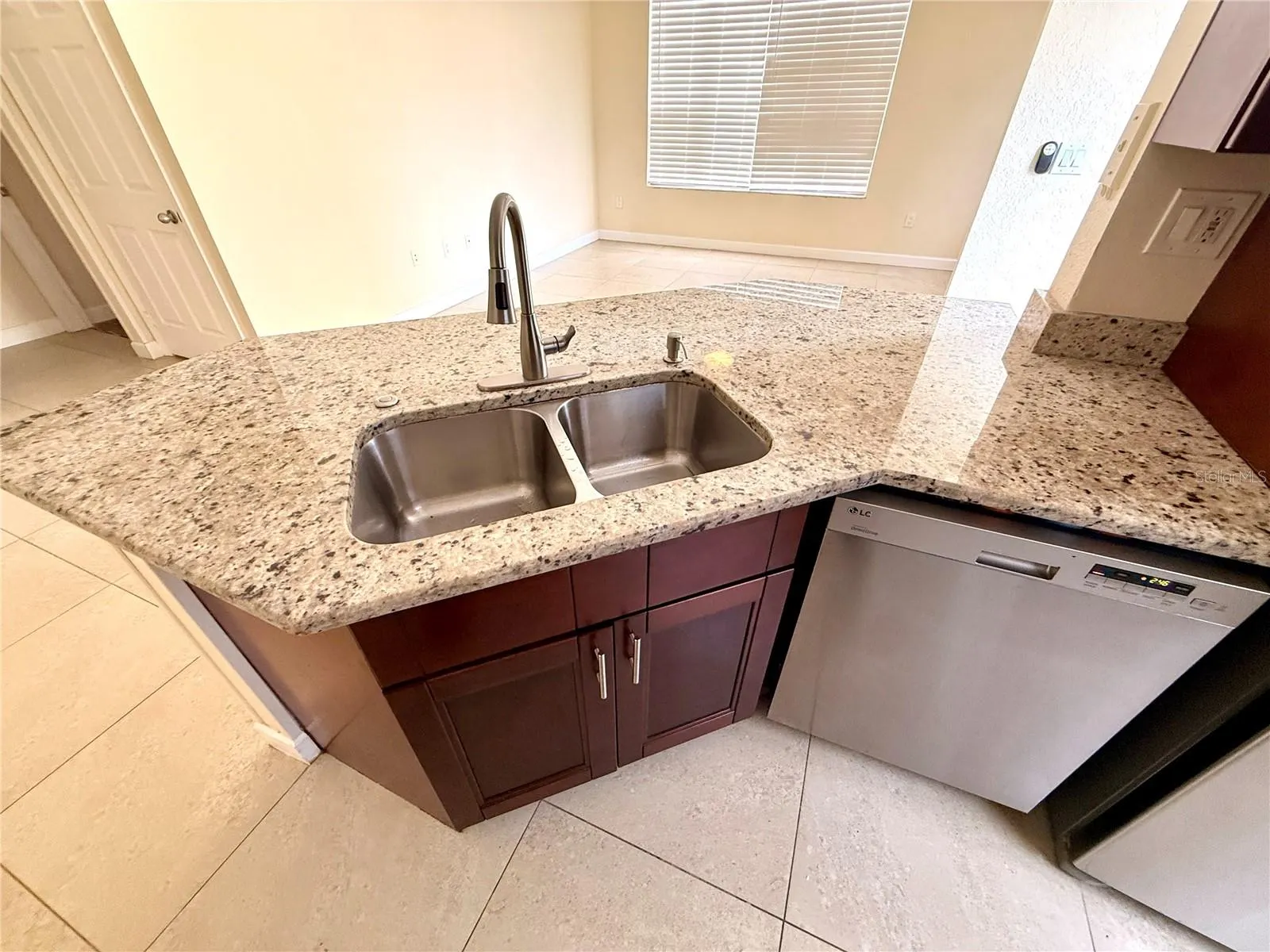 10512 WINDSOR LAKE CT #10512, #10512