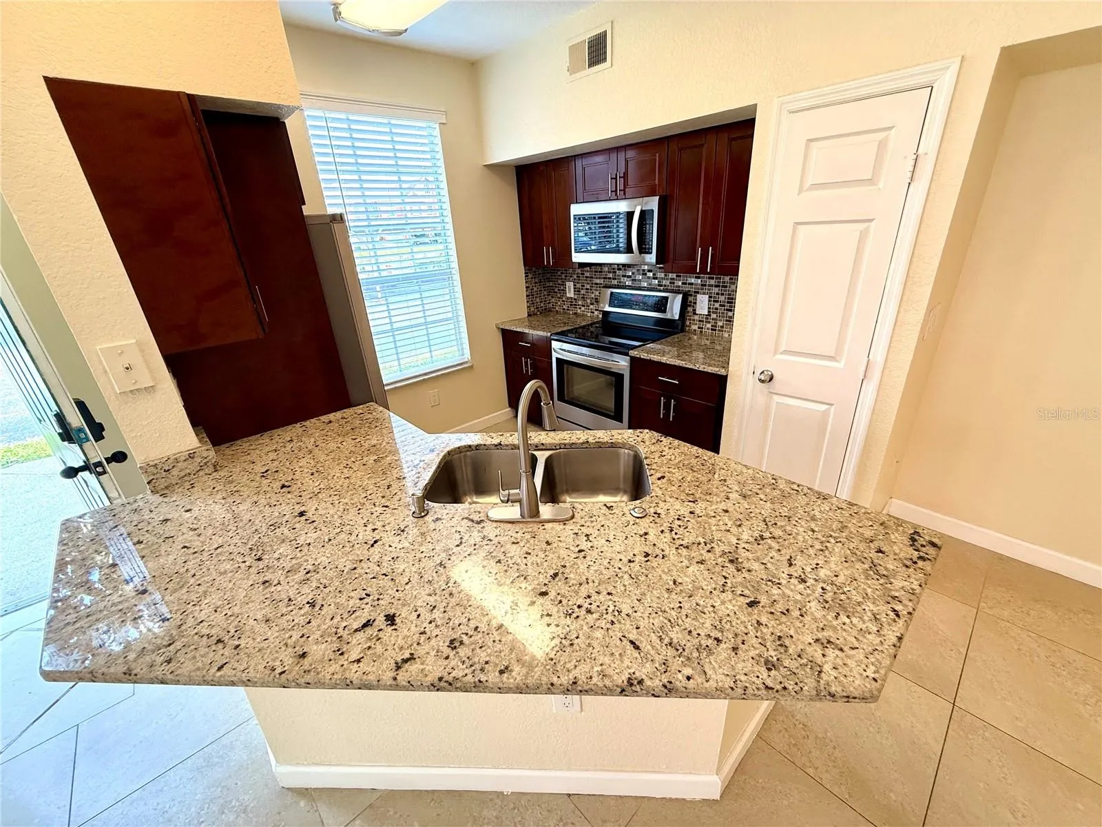 10512 WINDSOR LAKE CT #10512, #10512