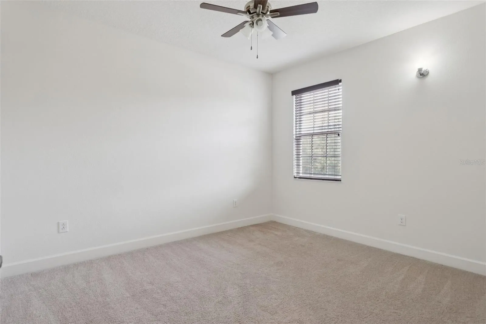 16036 BELLA WOODS DR
