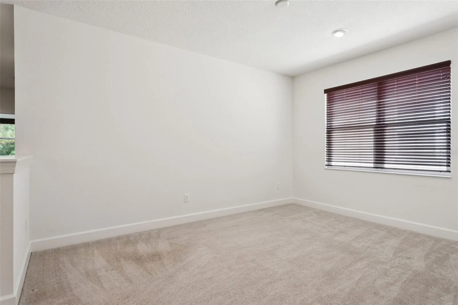 16036 BELLA WOODS DR