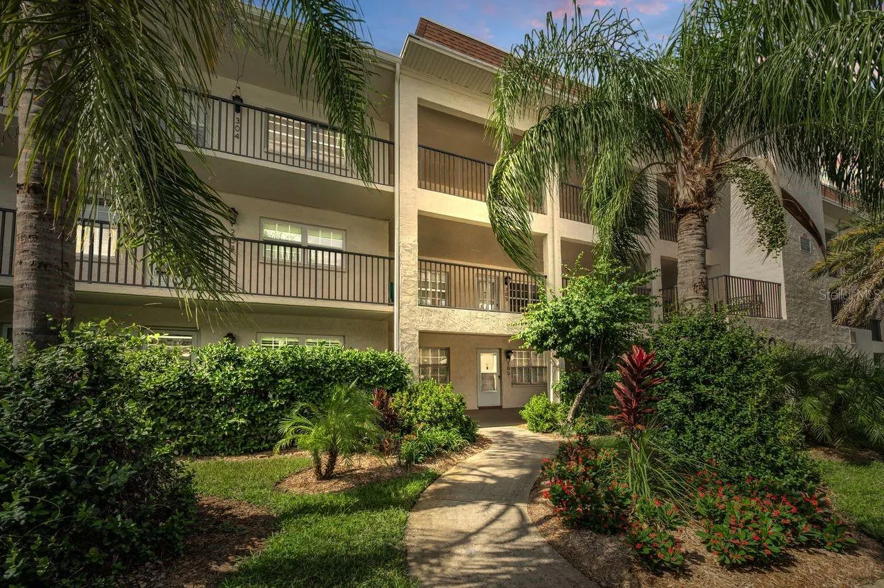860 VIRGINIA ST #105, #105