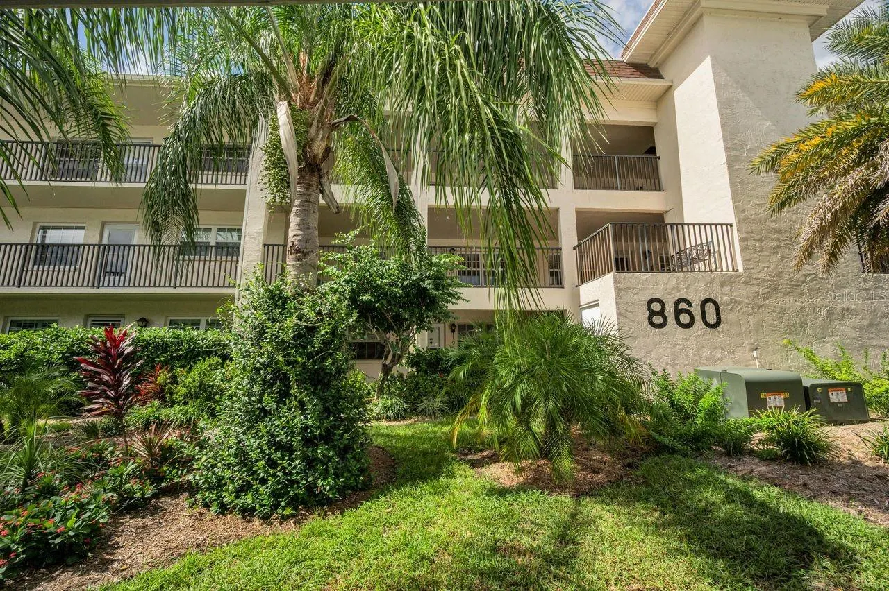 860 VIRGINIA ST #105, #105