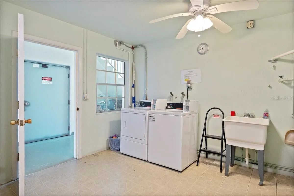 200 GLENNES LN #108, #108