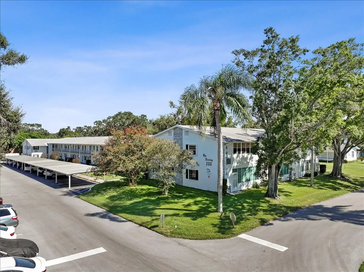 200 GLENNES LN #108, #108