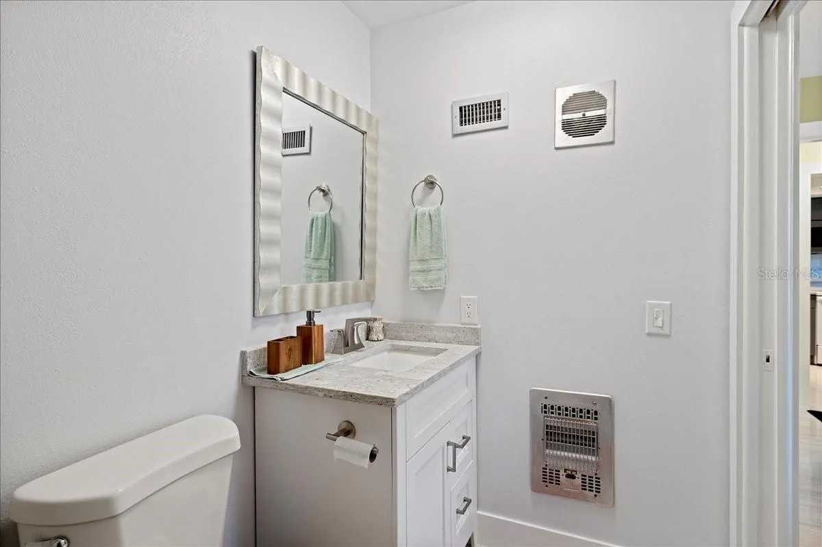 200 GLENNES LN #108, #108