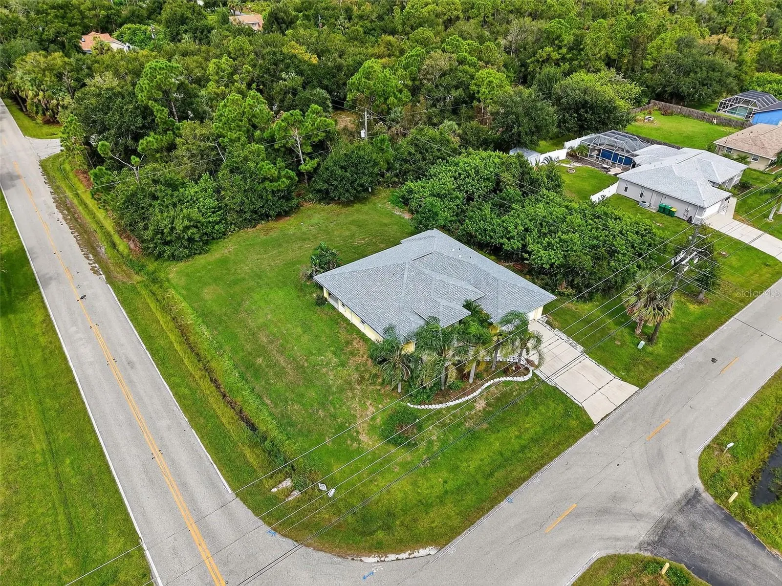 3447 LOVELAND BLVD