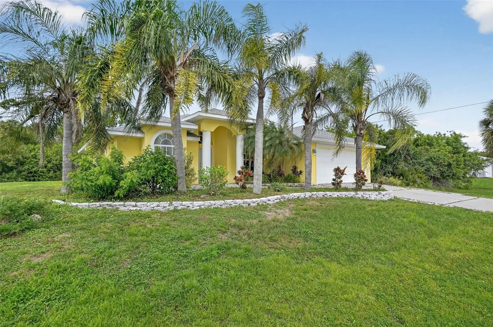 3447 LOVELAND BLVD