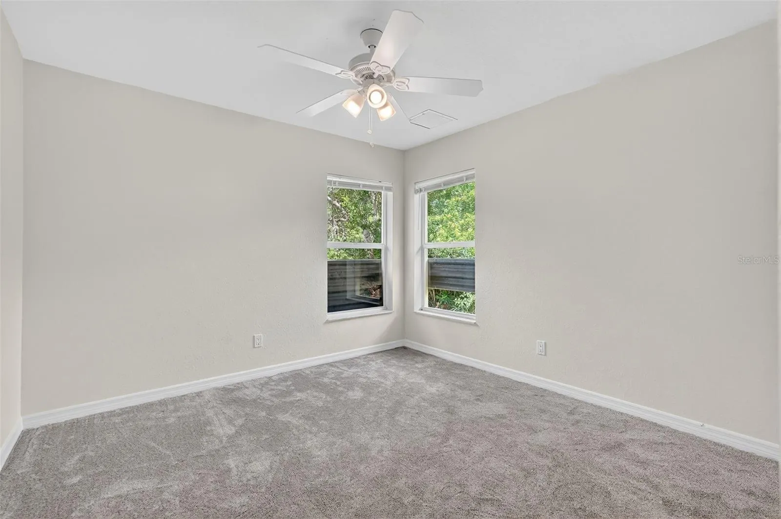 3447 LOVELAND BLVD