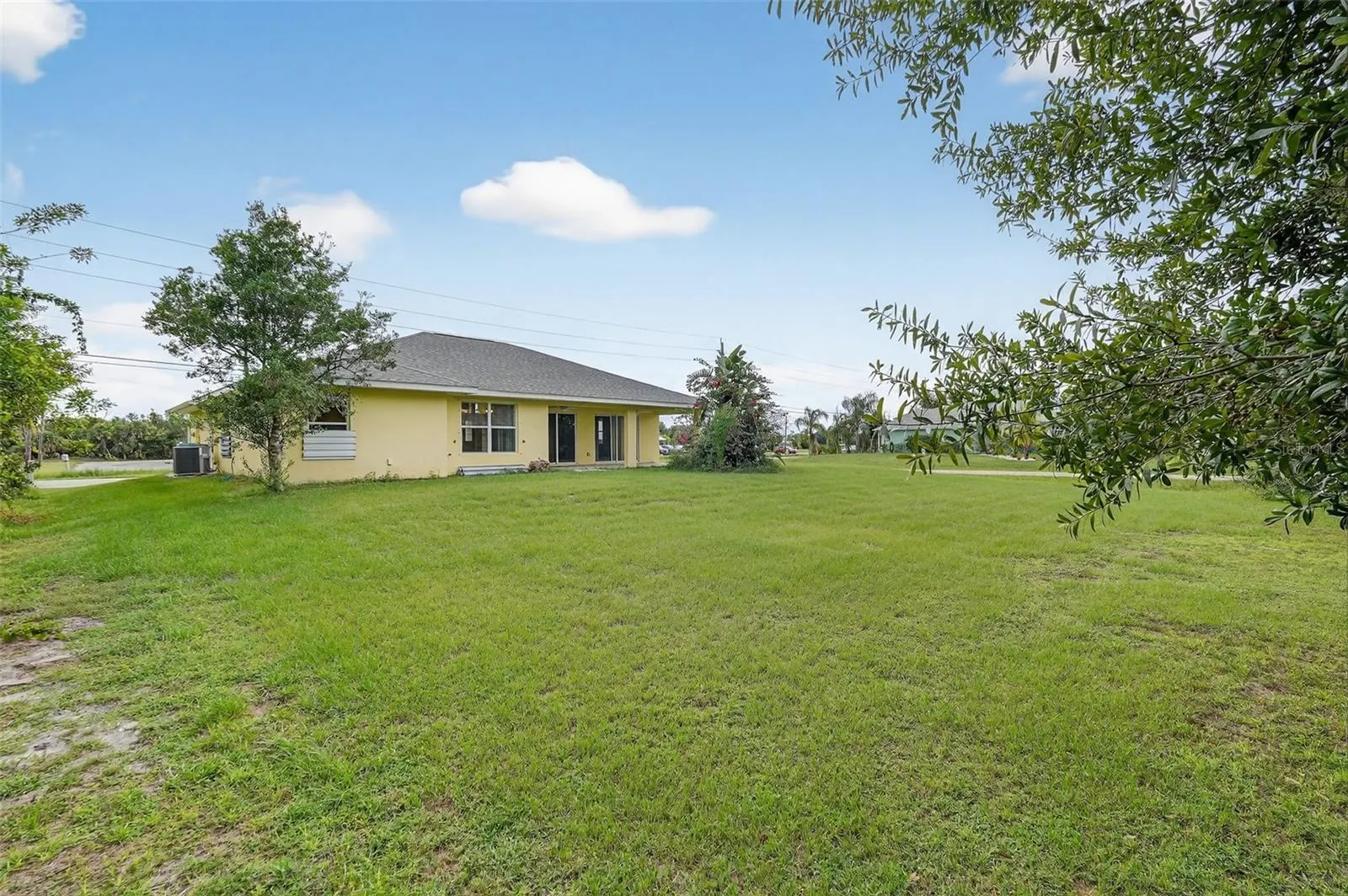 3447 LOVELAND BLVD