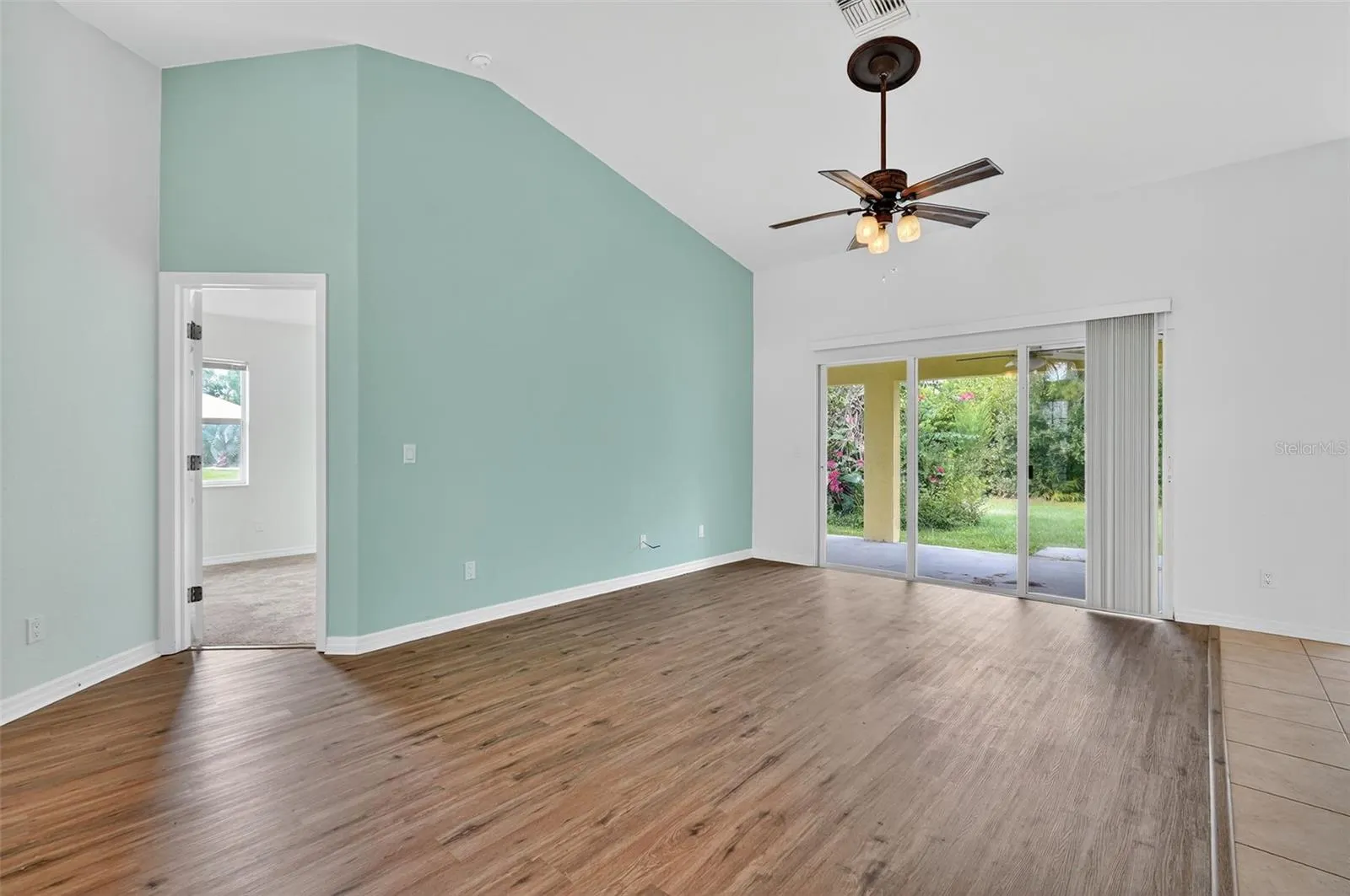 3447 LOVELAND BLVD