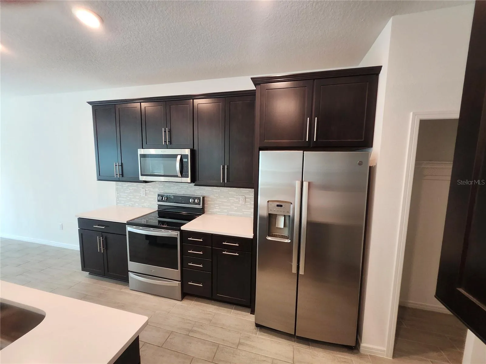 11292 BEACH WALK WAY NE