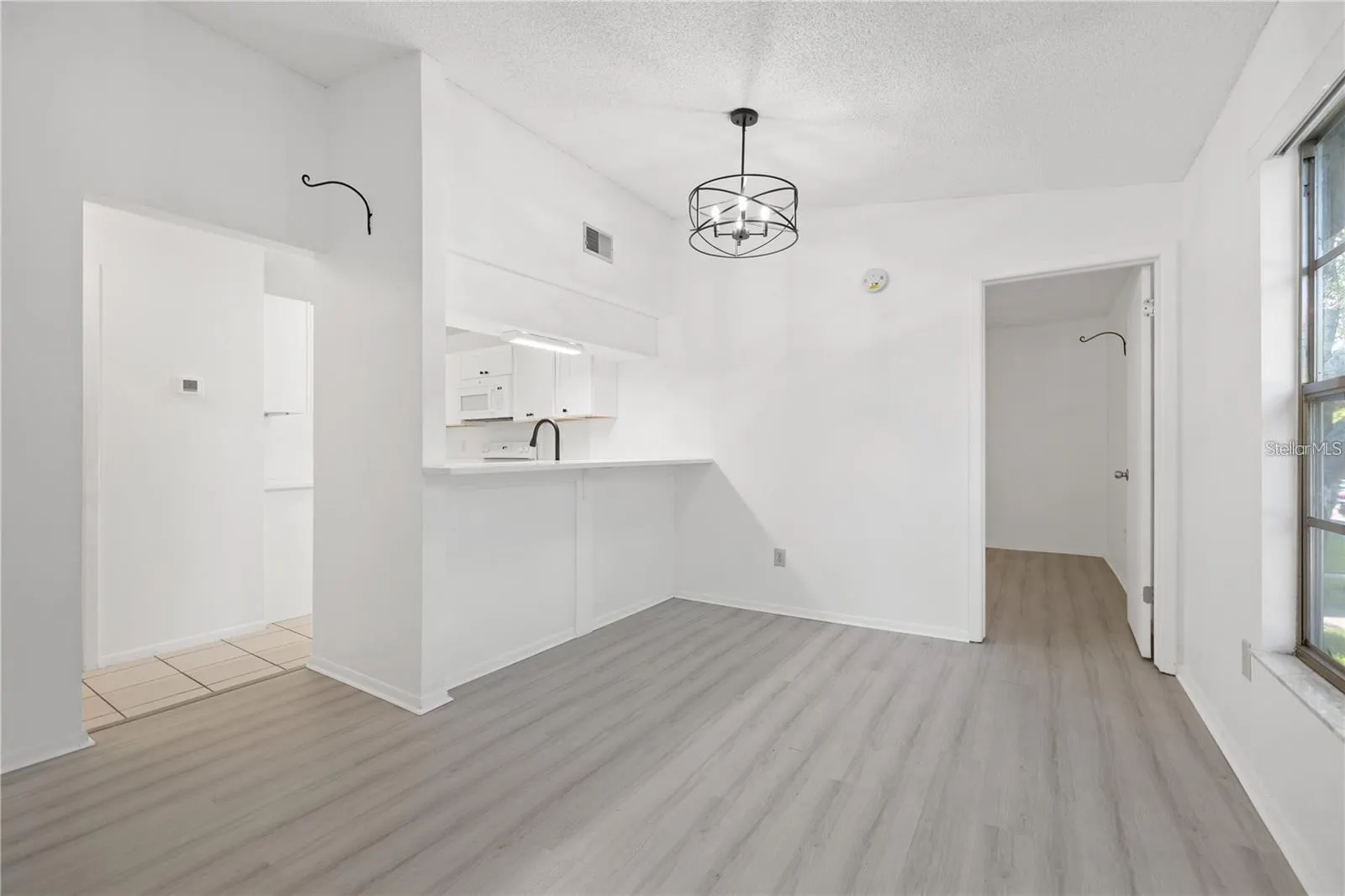 4004 DREAM OAK PL #203, #203