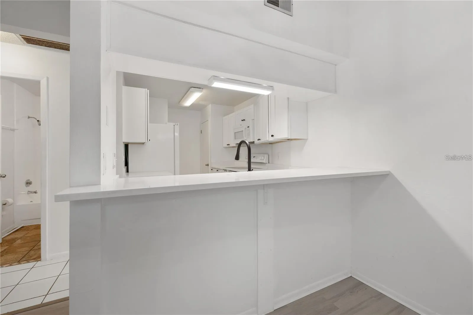 4004 DREAM OAK PL #203, #203