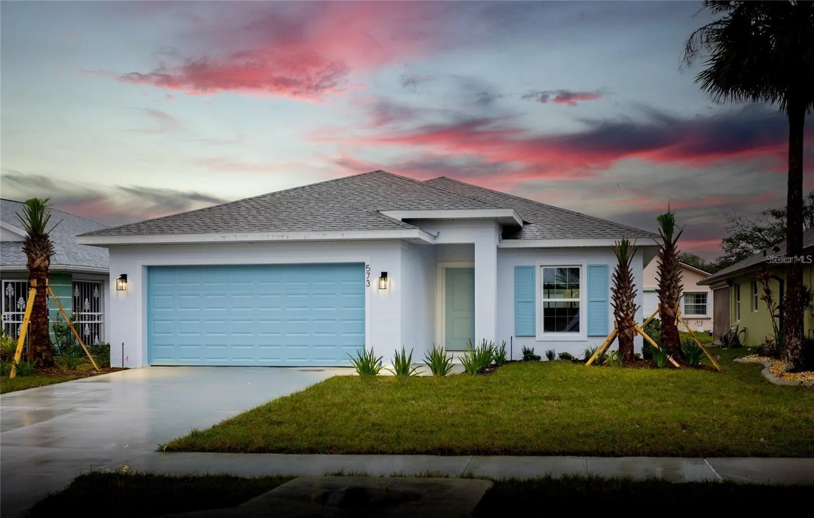 573 ROSE APPLE CIR