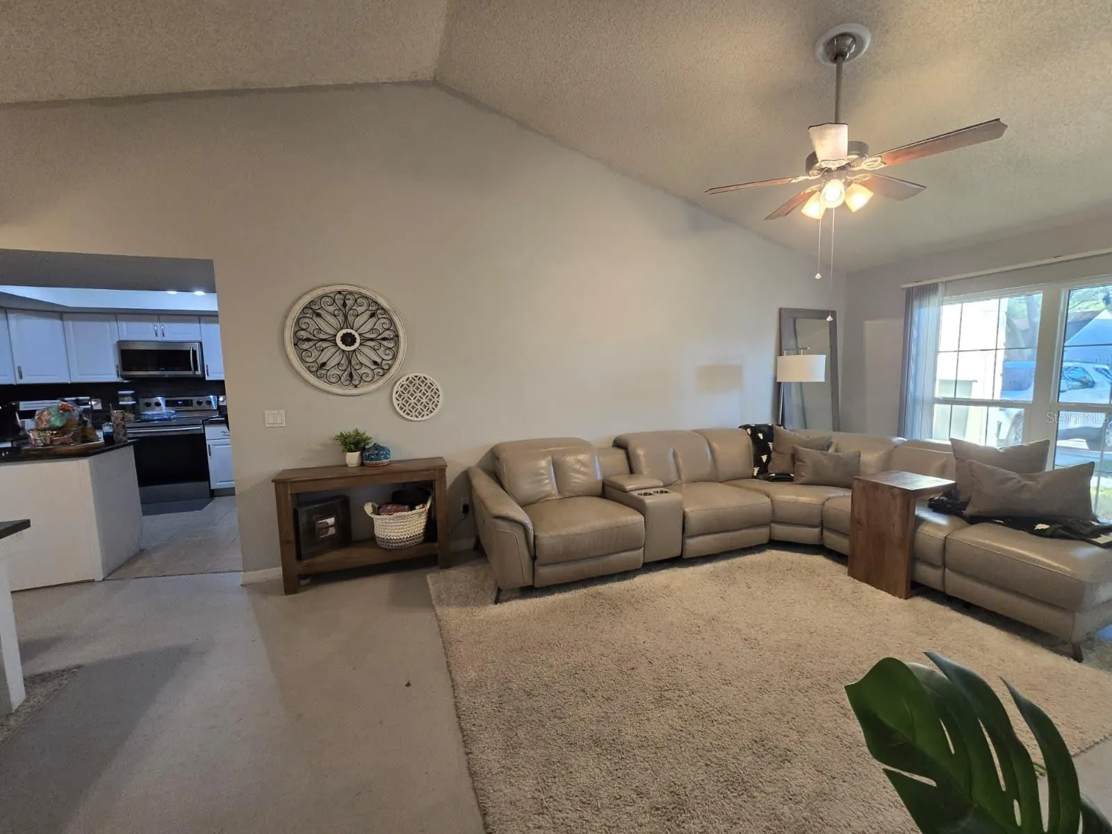 1615 CROSSRIDGE DR